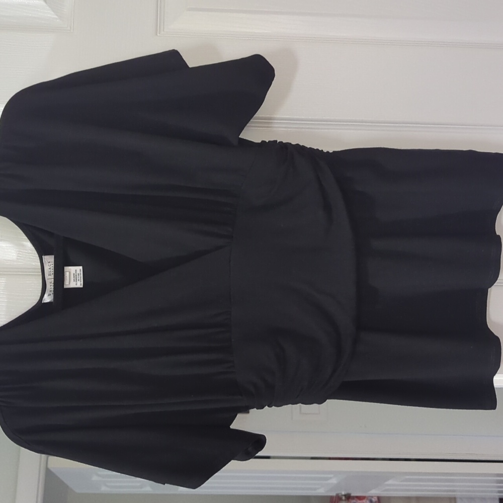 White House Black Market Black V-Neck Ruched Fit XL Top